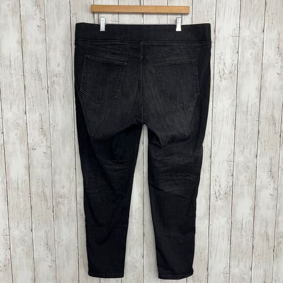 Boutique Plus Black Secretly Sculpting Pull On Skinny Leg Jegging Plus Size 20W - Picture 2 of 10